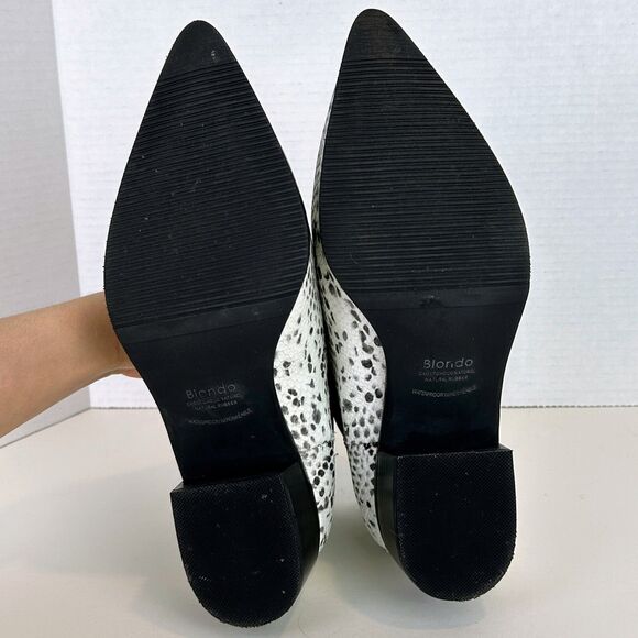 BLONDO Emelia Chelsea Bootie White Black Snake Print Waterproof Leather Boots 8 - Picture 7 of 11